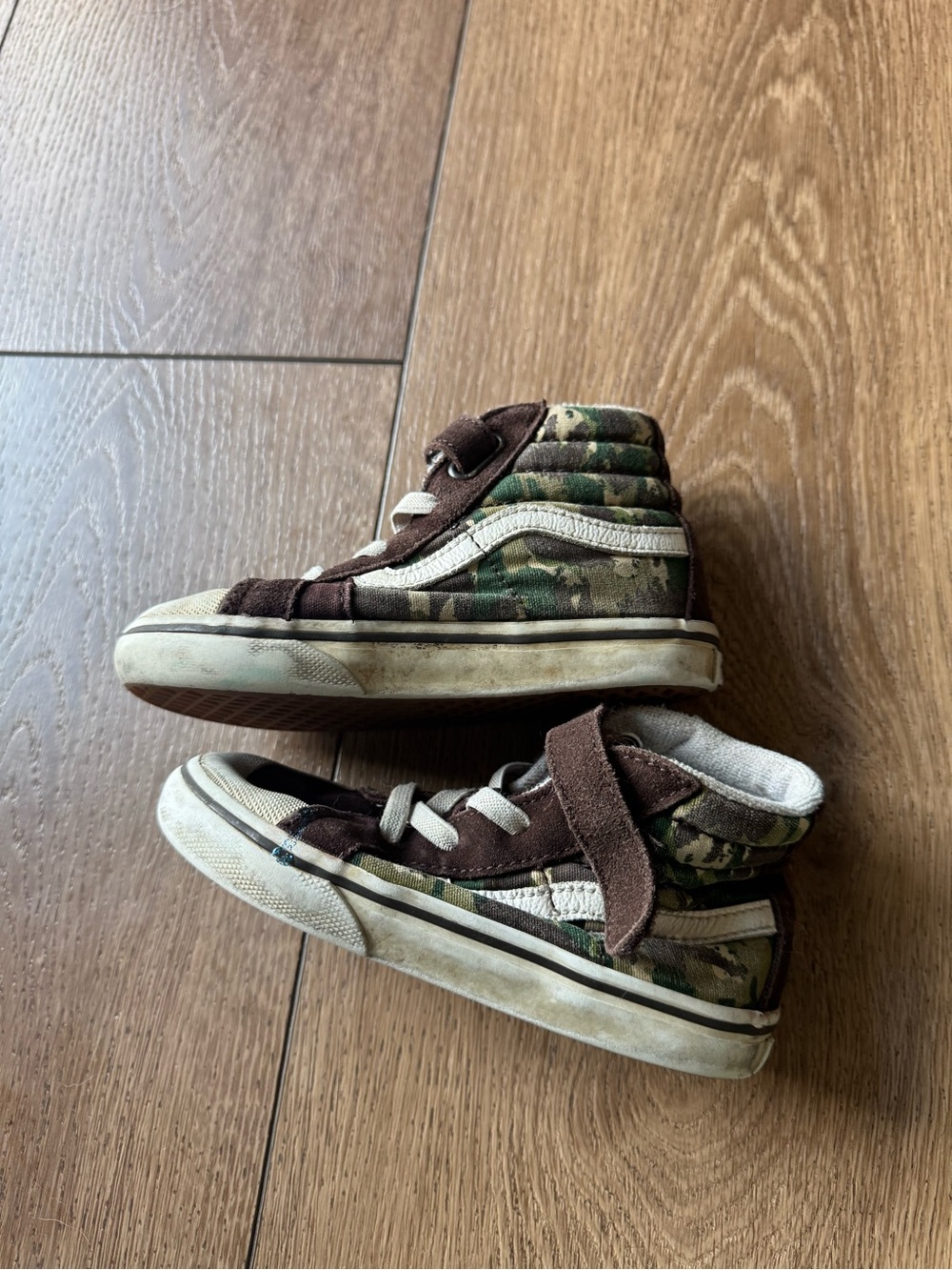 Vans Toddler Brown Camo Sk8-Hi Sneakers
